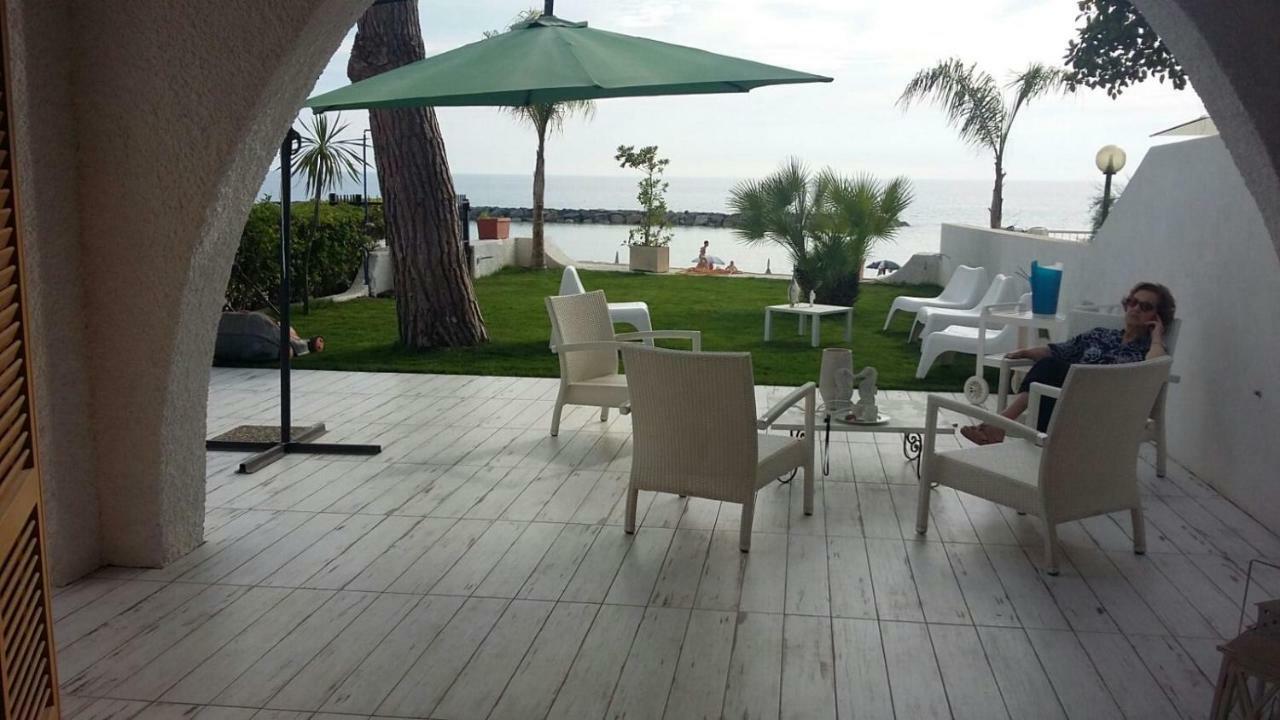Villa A Diamante Sulla Spiaggia Belvedere Marittimo Extérieur photo